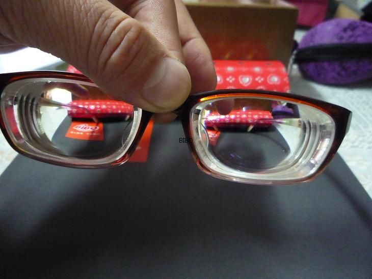 超薄高度近视眼镜(-2400度)【1.90玻璃水晶膜】